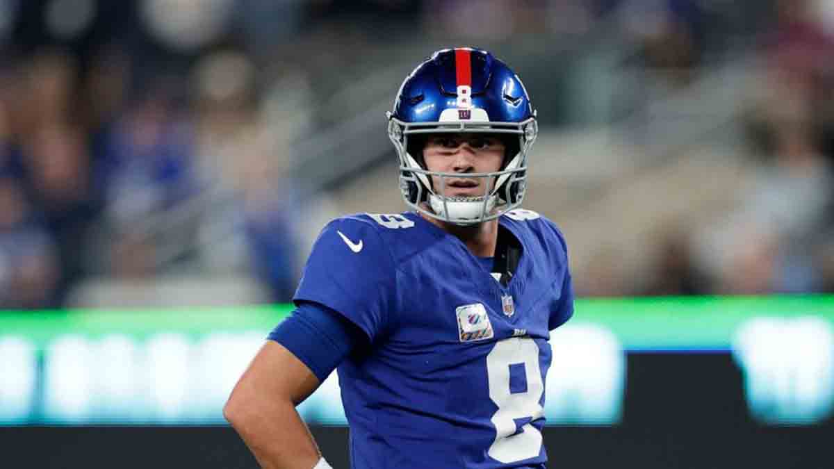 Daniel Jones Ready for the Fight in Quest to Prove Giants Worth